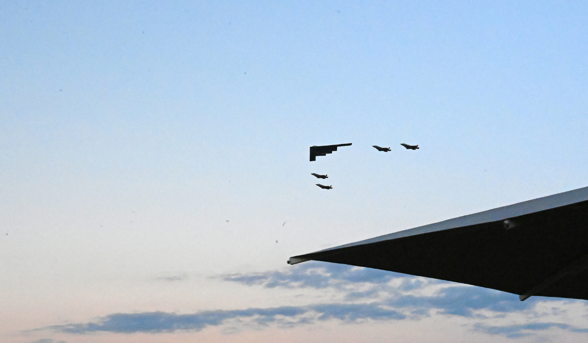 Plane flyover in Washington DC skies